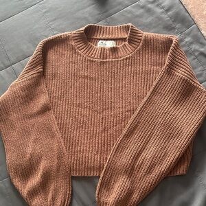 Hollister Warm Brown Crew Neck Sweater